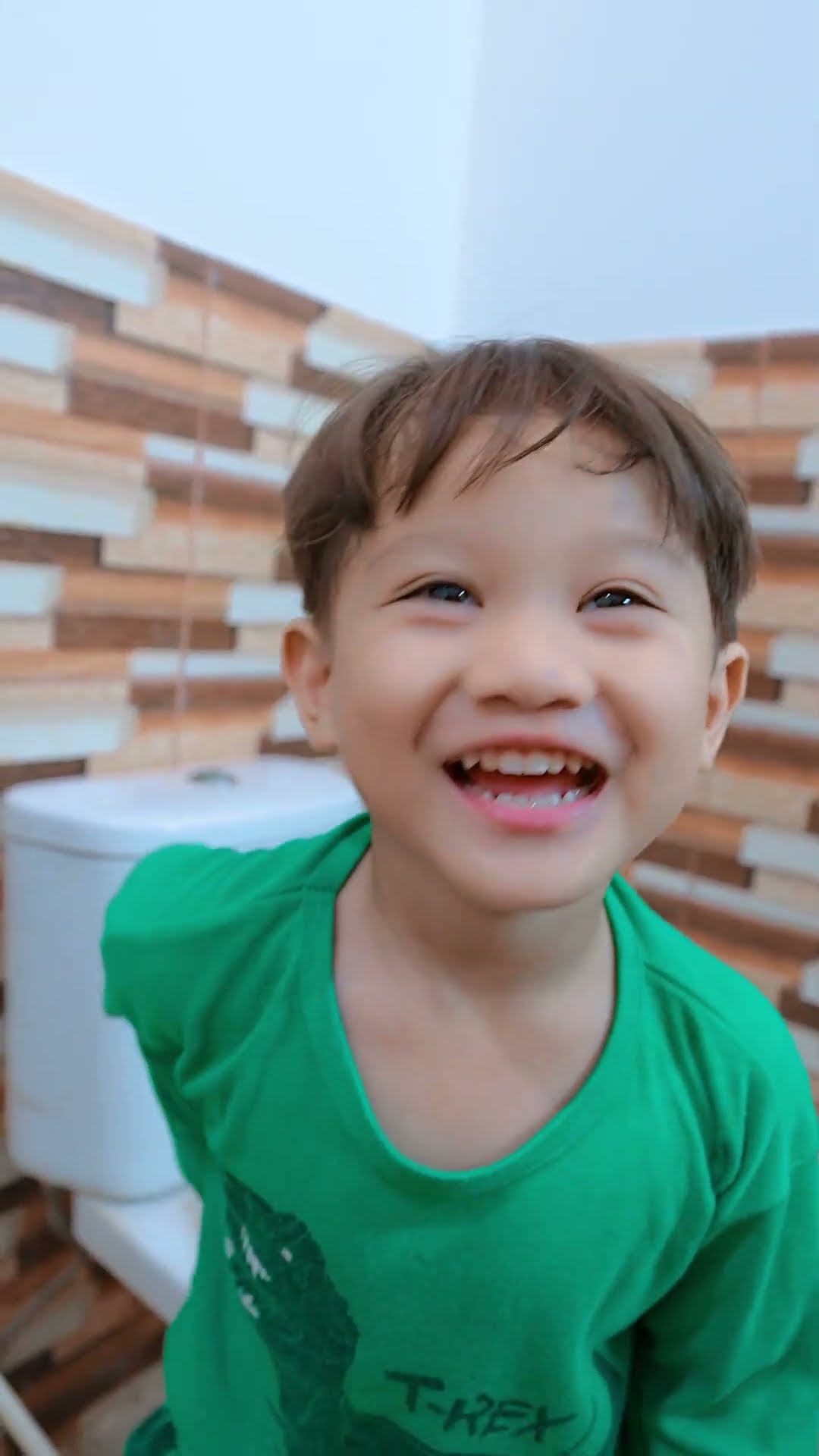 Abew Belajar Ke Toilet Sendiri #alethaabew